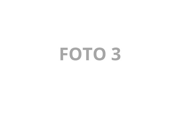 F2